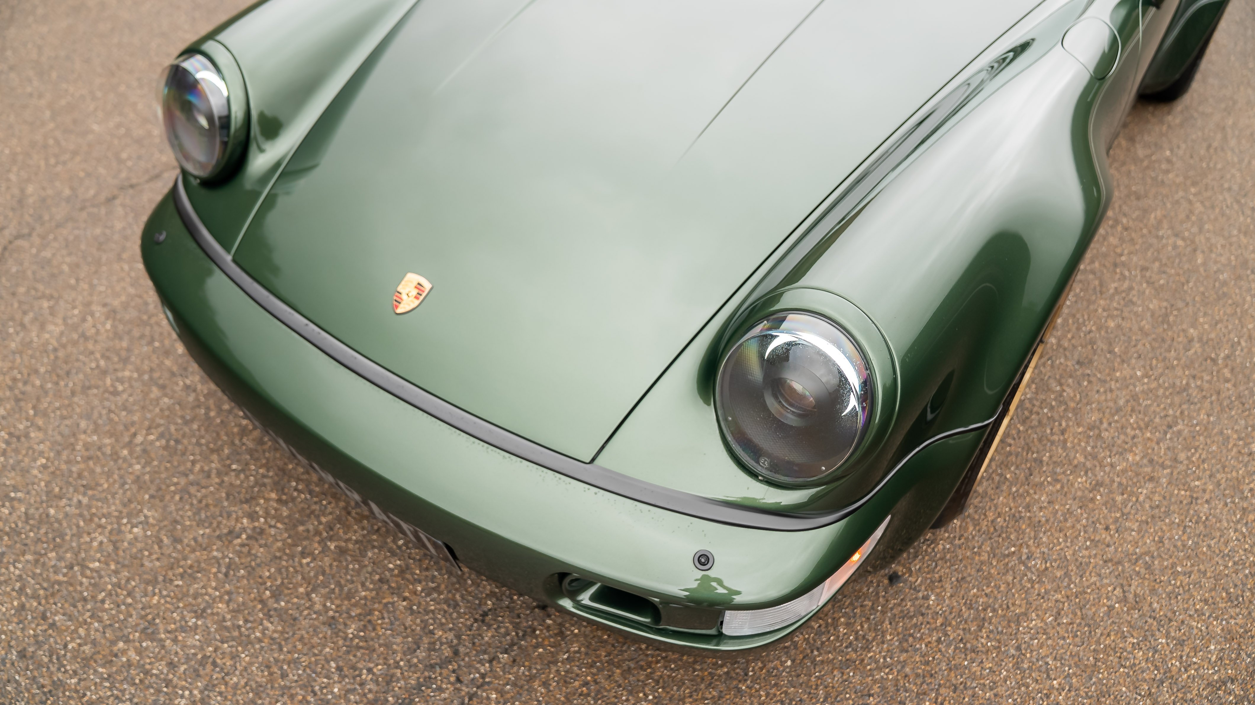 Porsche 911 by Everrati 