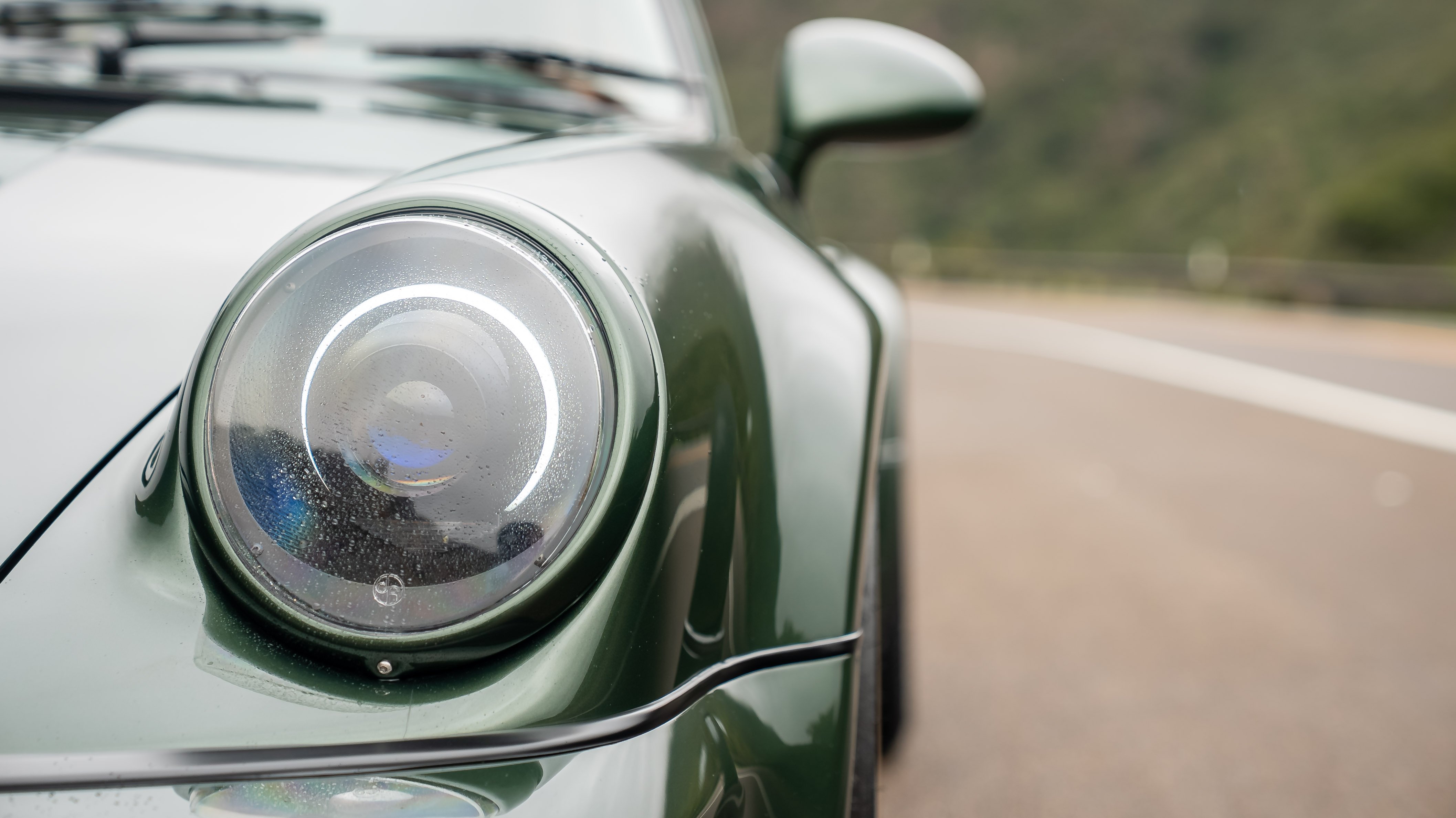 Porsche 911 by Everrati 