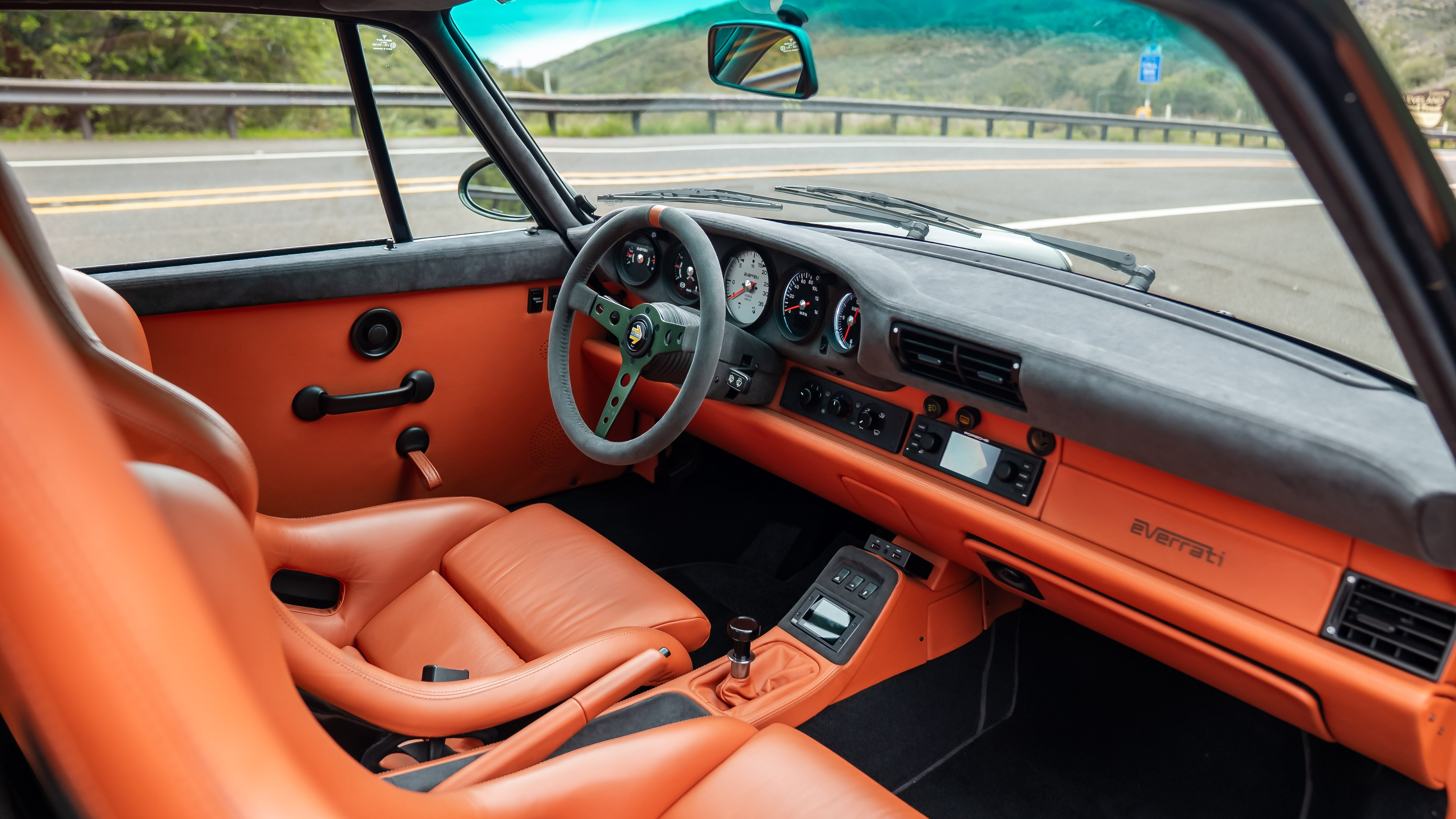 Porsche 911 by Everrati 
