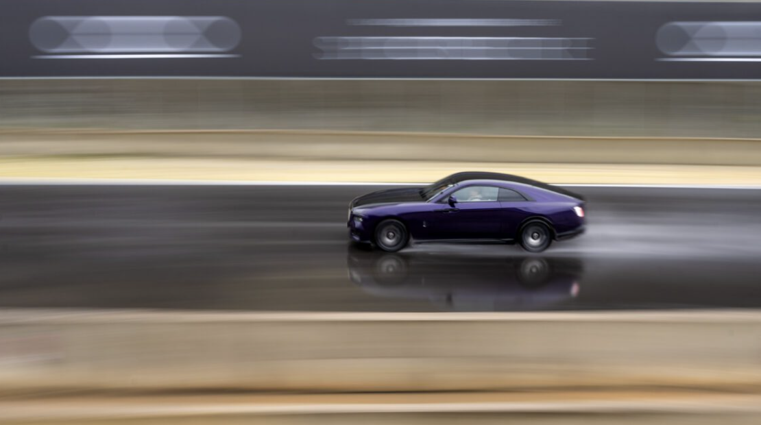 The 2025 Rolls-Royce Black Badge Spectre