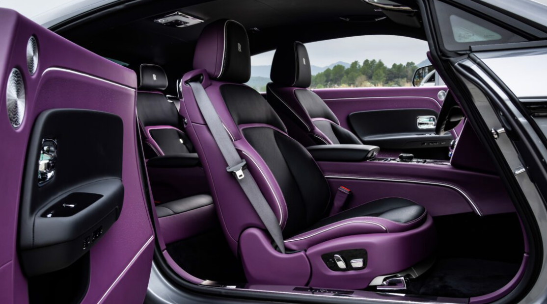 The 2025 Rolls-Royce Black Badge Spectre