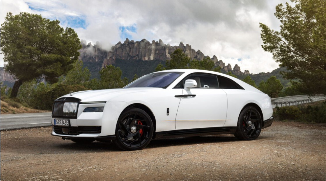 The 2025 Rolls-Royce Black Badge Spectre